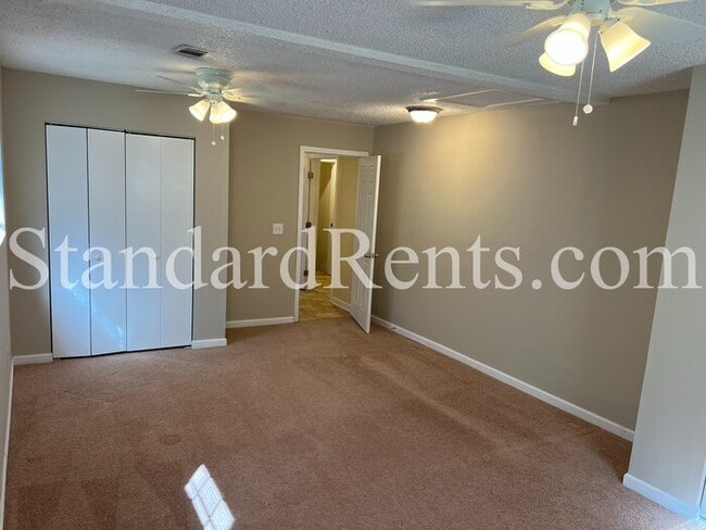 Building Photo - 6320 Cooper St