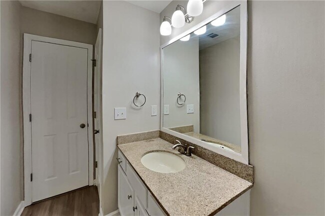 Building Photo - 5075 Cactus Cove Ln