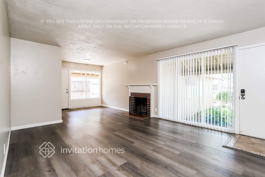 Building Photo - 3504 St George Dr