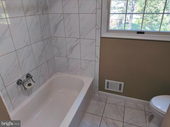 Building Photo - 109 Buckeye Ct