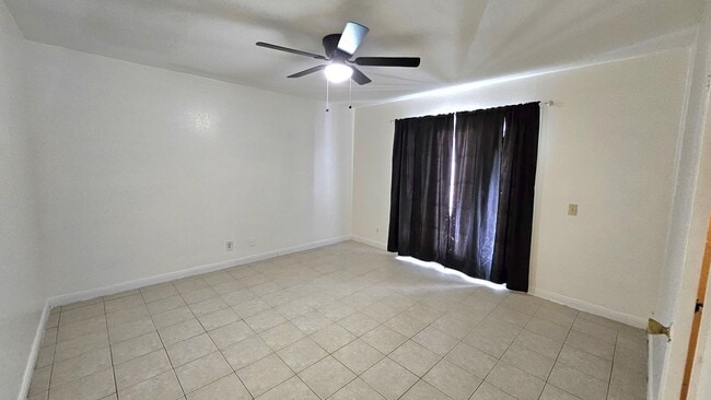 Building Photo - 21398 Baldwin Ln