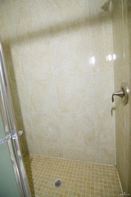 Building Photo - 15 Regal Dr