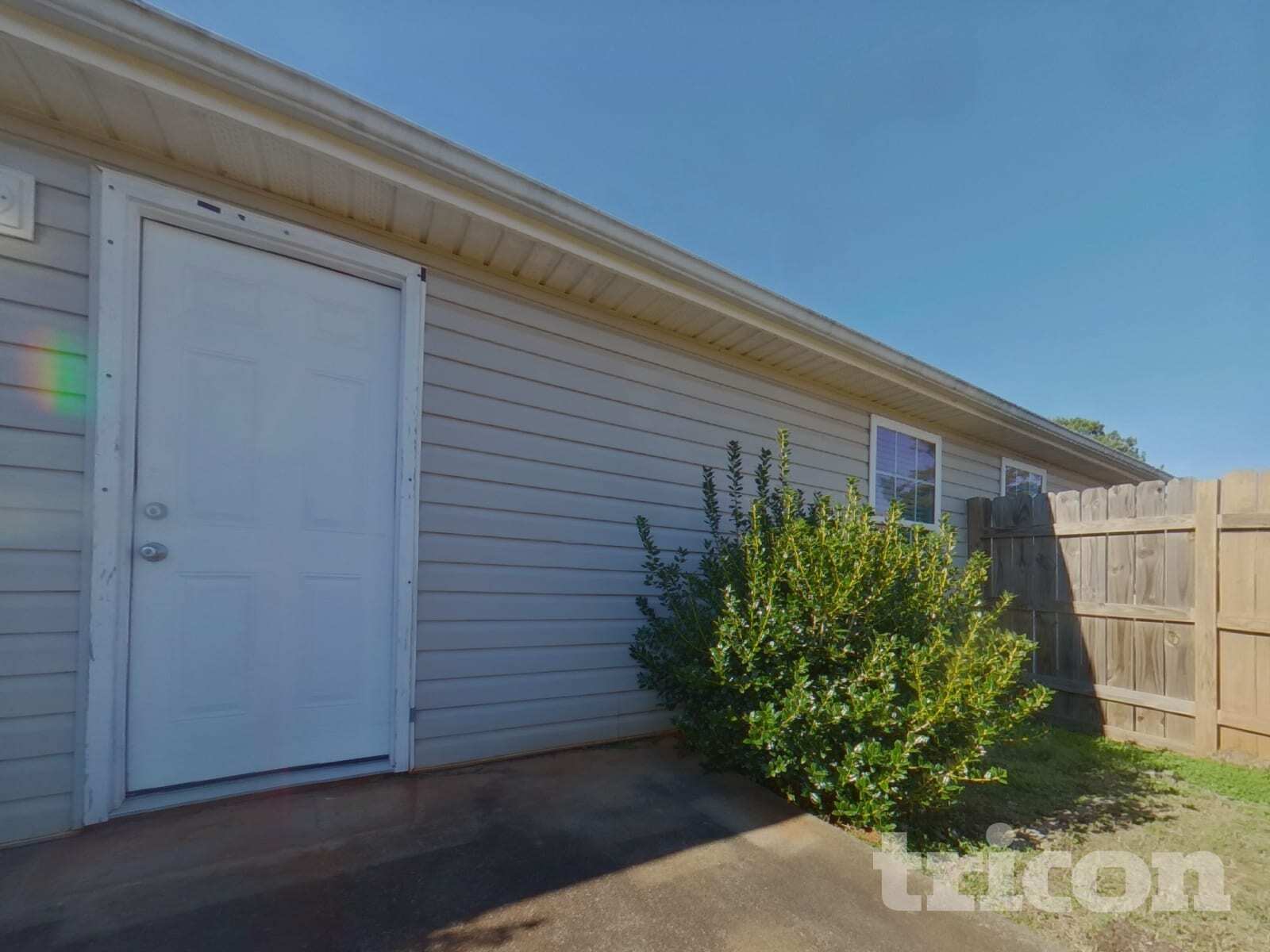 Building Photo - 98 Pin Oak Ct