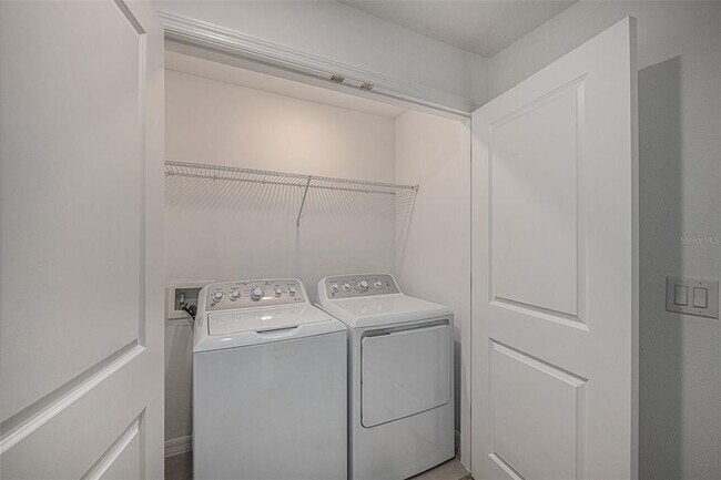 Building Photo - 34195 Polacca Ln