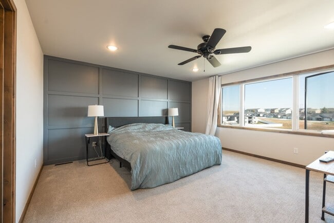 Building Photo - Beautiful Single Family Home in North Bismarck