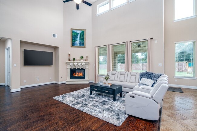 Building Photo - 16406 Baston Creek Dr