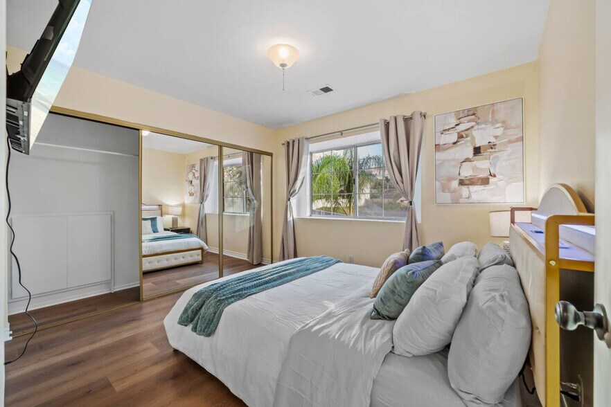 Building Photo - 2003 Pierce Ct