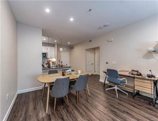 Building Photo - COMING SOON! Resort Style 2BR Condo with F...