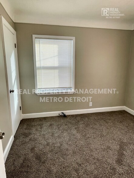 Building Photo - 16210 Ferguson St