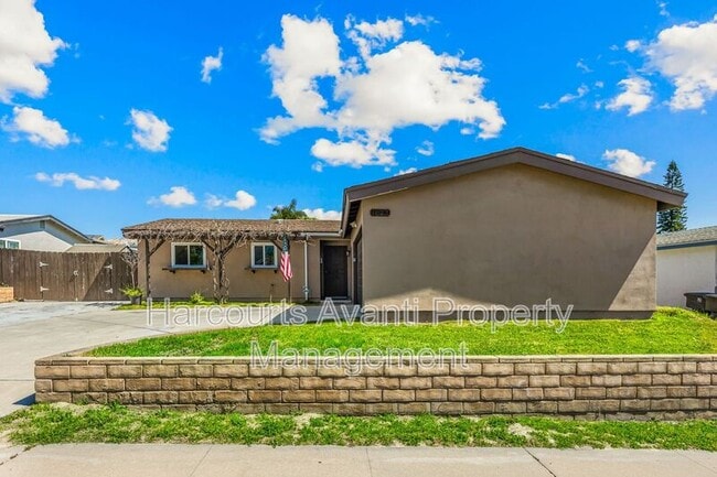 Building Photo - 1623 Ocala Ave
