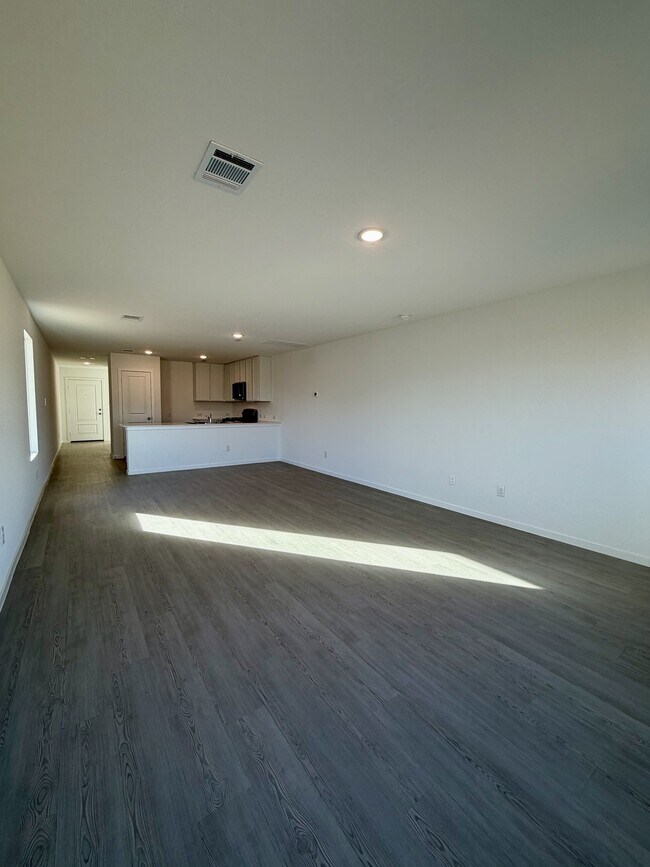 Building Photo - 14536 Azzurro Stone