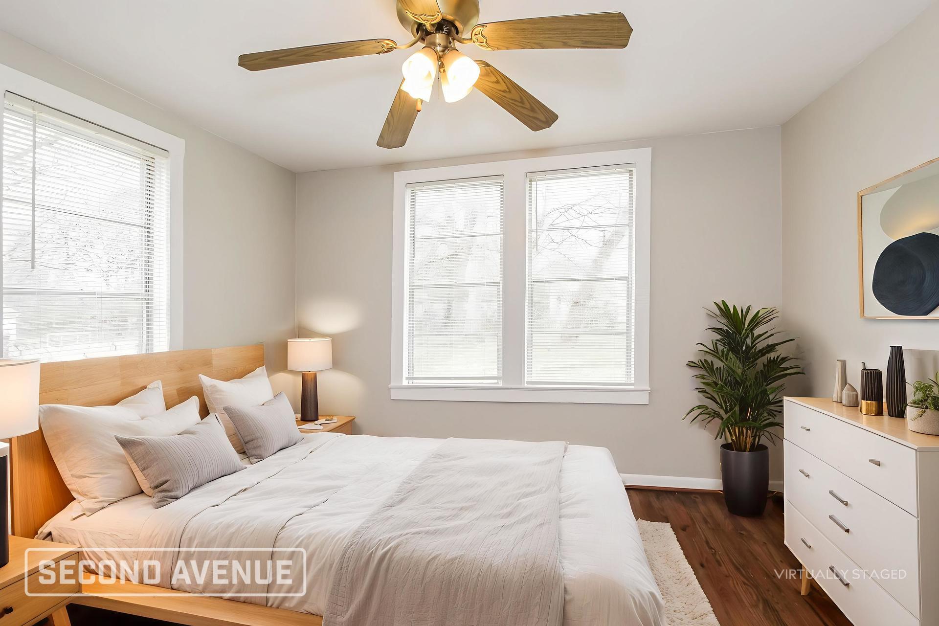 Building Photo - 208 Kentwood Ave