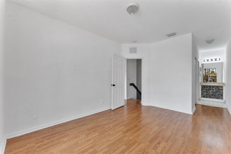 Building Photo - 1407 S Santa Catalina Cir