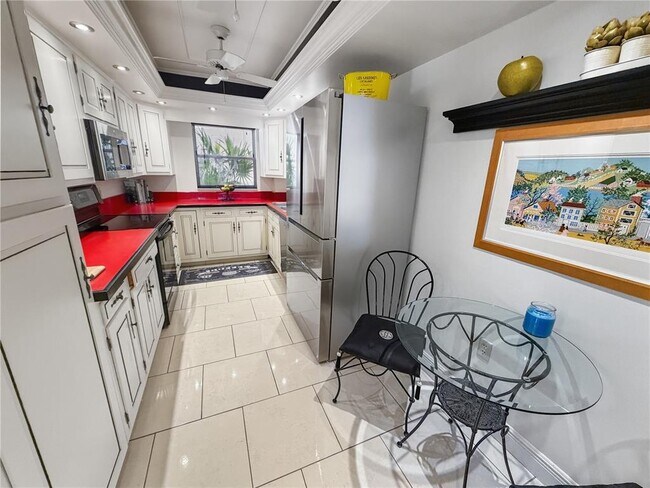 Building Photo - 1355 S Portofino Dr