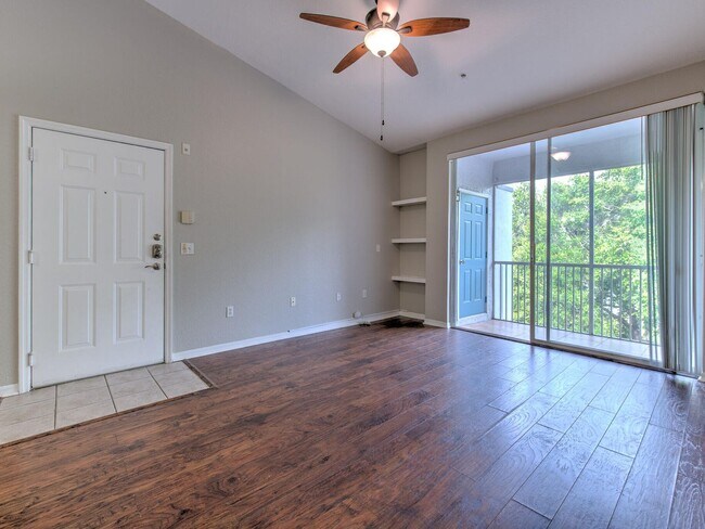 Building Photo - 5703 Legacy Crescent Pl