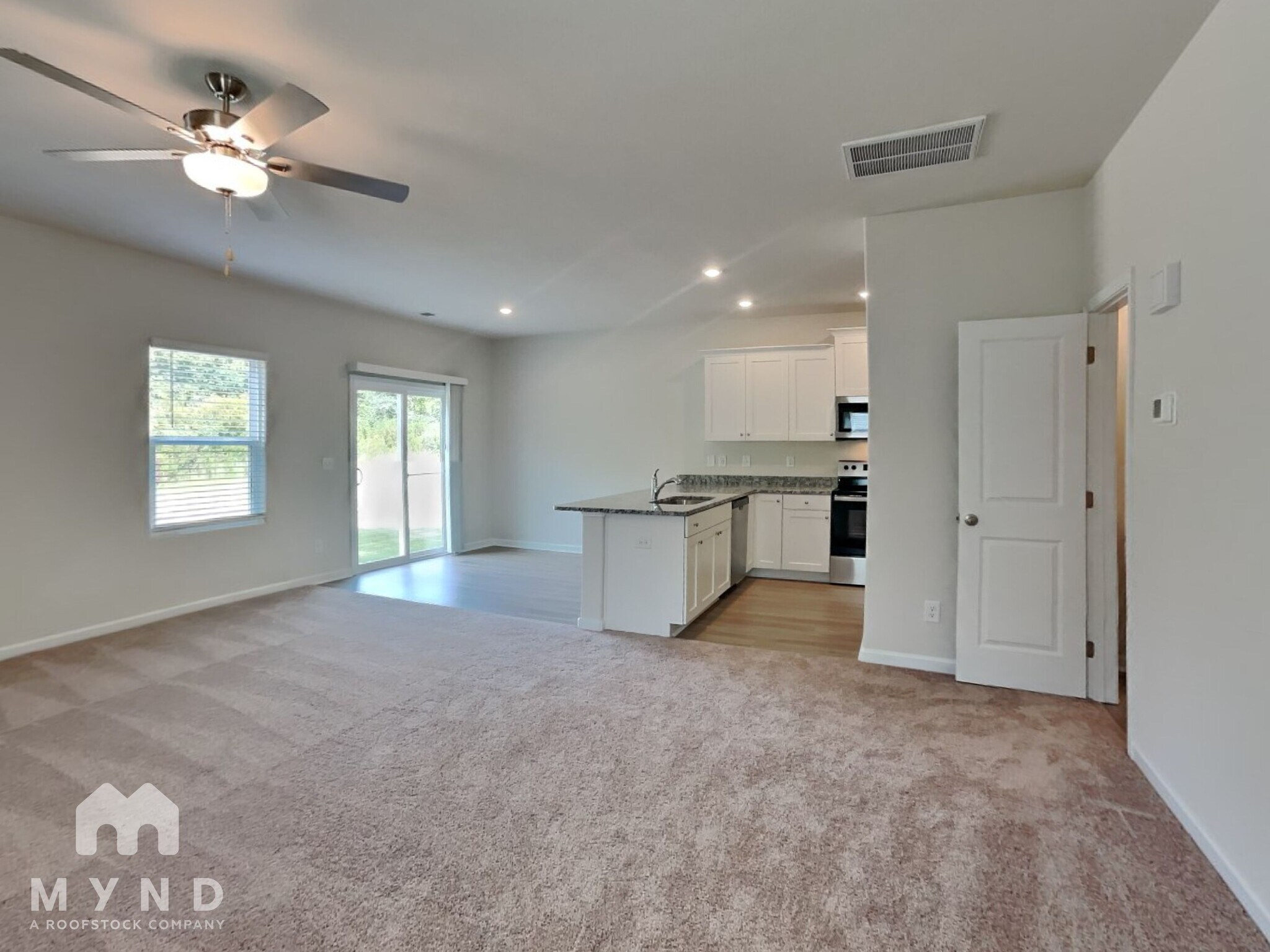 Building Photo - 95 Taverners Ln