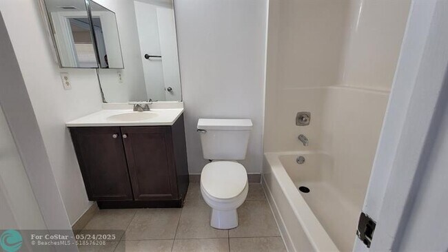 Building Photo - 3798 N University Dr