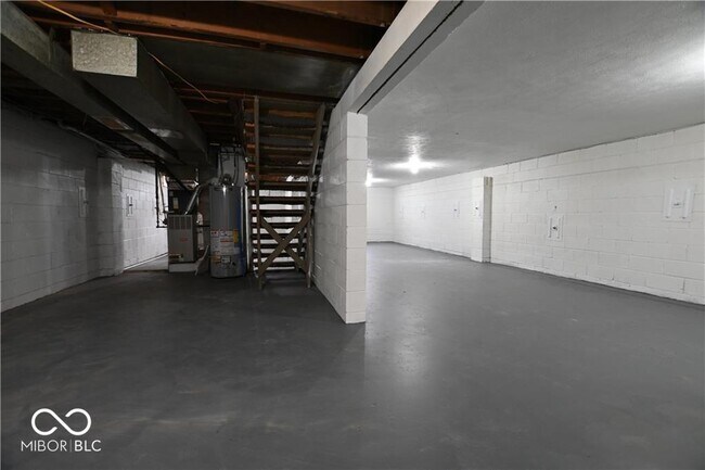 Building Photo - 5820 E 40th St