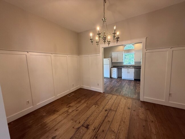 Building Photo - For Rent Davie County
