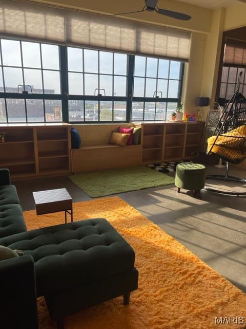 Building Photo - 701 N 15th St