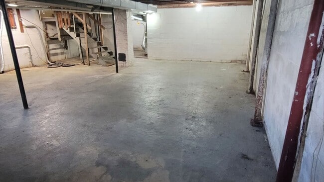 Building Photo - 700 N Kettner Dr