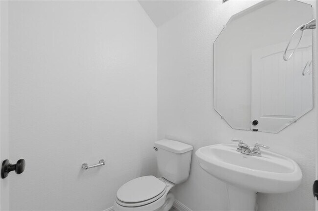 Building Photo - 12900 Cerro Castellan Trace