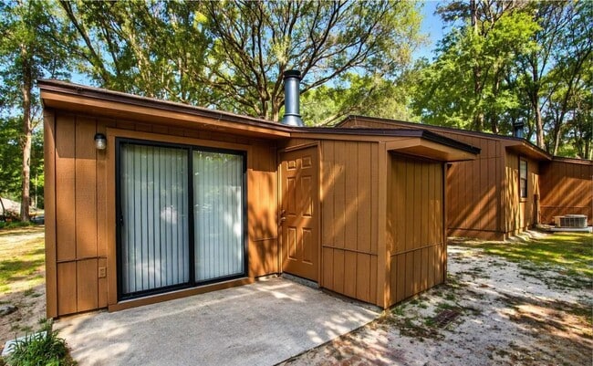 Building Photo - 4777 Leah Ln