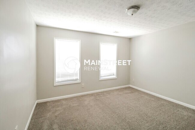 Building Photo - 4 Bedroom Pet-Friendly Home in Lithonia, GA with Main Street Renewal