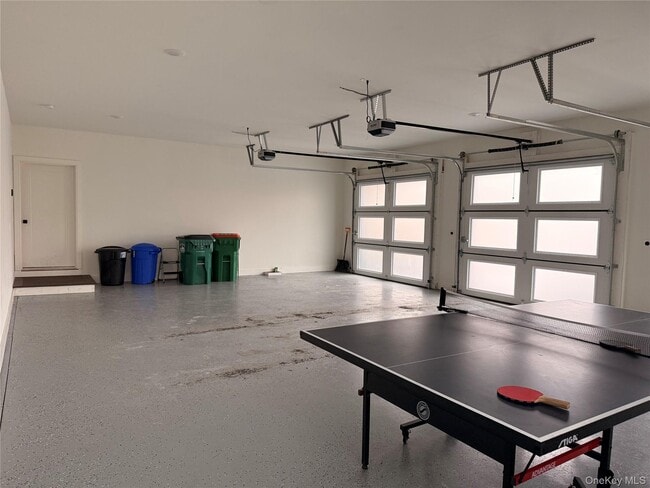 Building Photo - 6 Conifer Ct