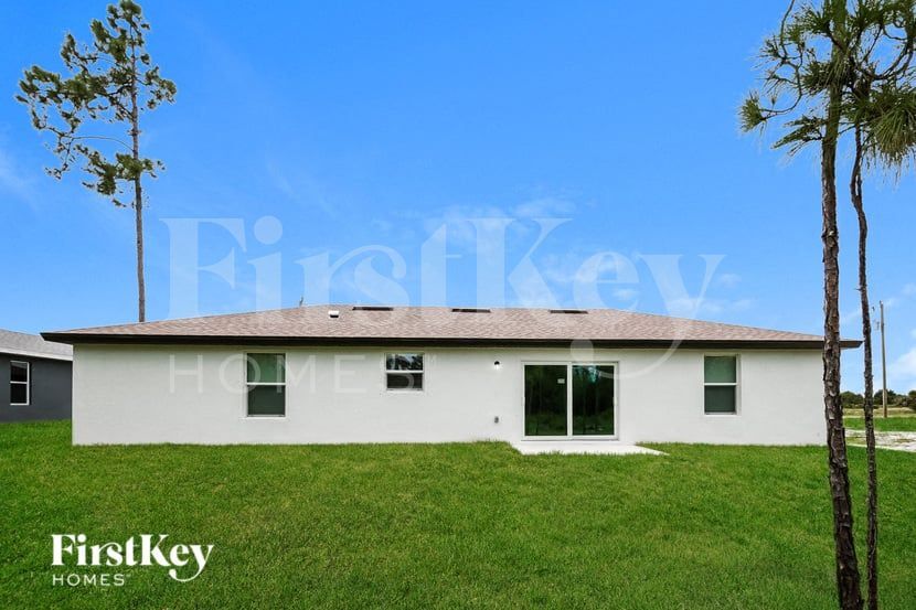 Building Photo - 840 Puccini Ave S