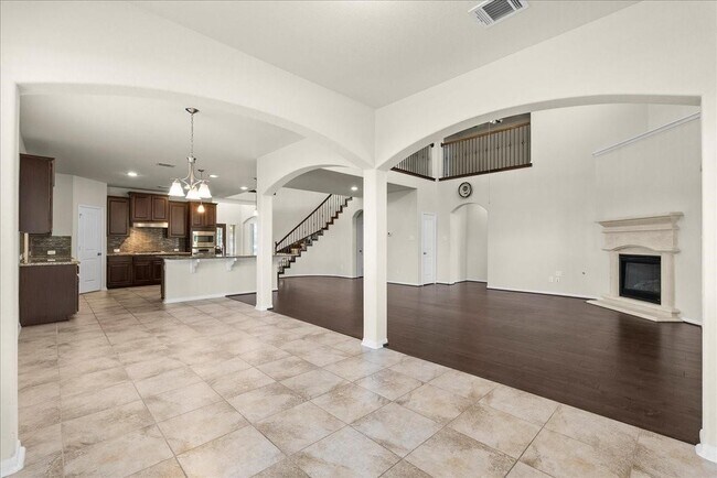 Building Photo - 2246 Oakleaf Trail Ln
