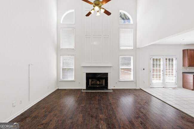 Building Photo - 1702 Clay Brooke Ct SE