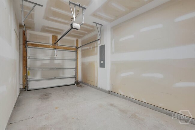 Building Photo - 124 Benelli Dr