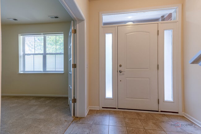 Building Photo - 409 Alpine Springs Dr