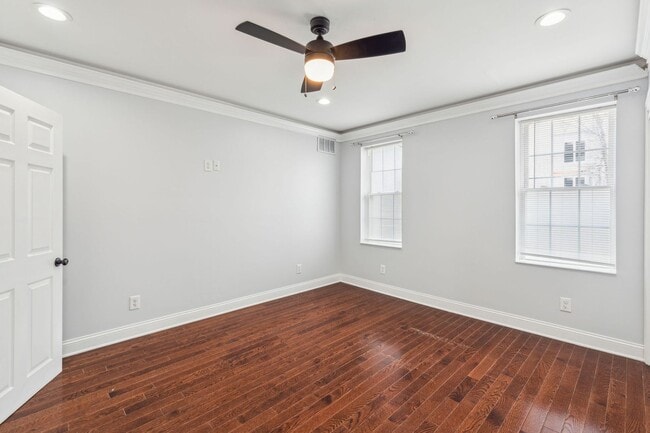 Building Photo - Newly Renovated Single Family Brewerytown