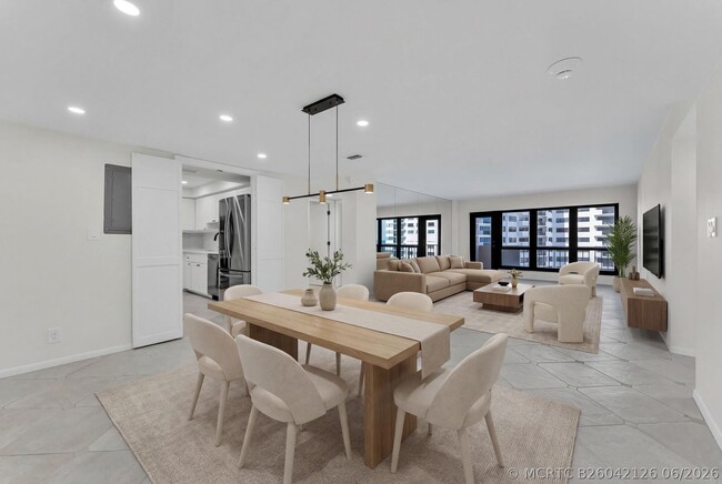 Building Photo - 5000 N Ocean Blvd