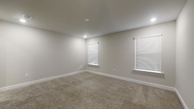 Building Photo - "Spacious 4 Bed, 2 Bath Home in Biloxi, MS - A Must-See Rental Property!"