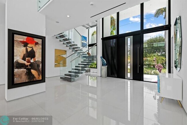 Building Photo - 401 Lido Dr