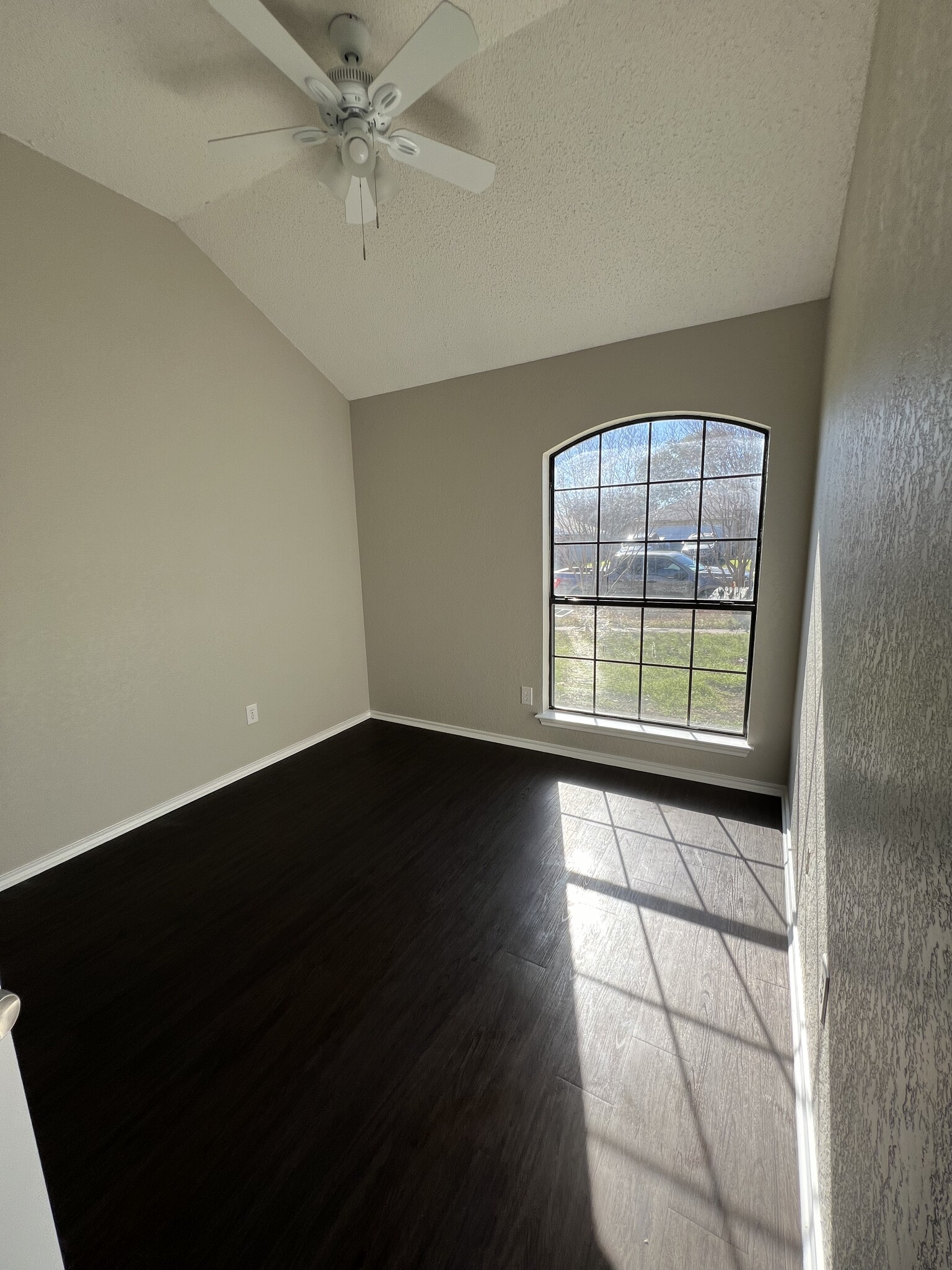 Bedroom - 2303 Cactus Dr