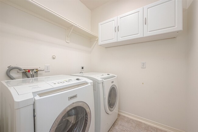 Building Photo - 18118 Billabong Crescent Ct