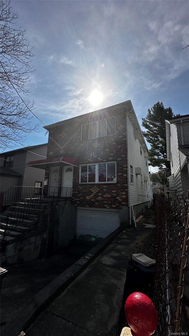 Building Photo - 191-28 114th Dr