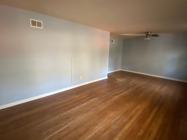 Building Photo - 104 Nottingham Trail