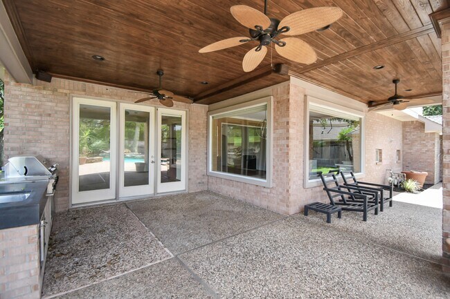 Building Photo - 4003 Perry Knoll Ct