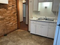 Building Photo - 4612-14 N 46th St