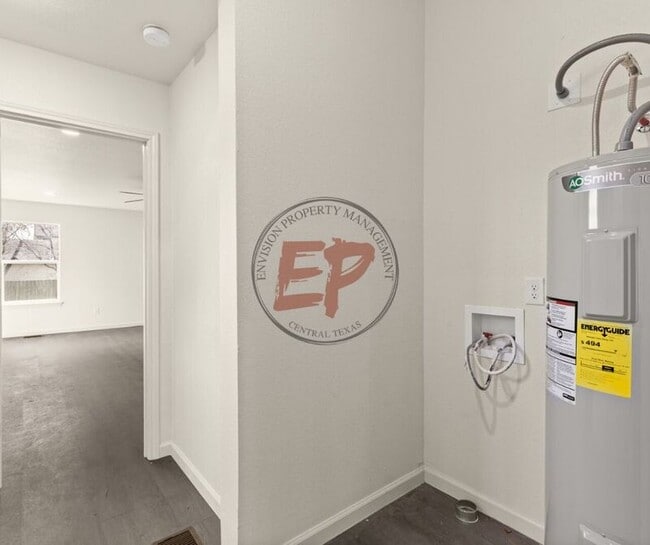 Building Photo - 2208 Gorman Ave