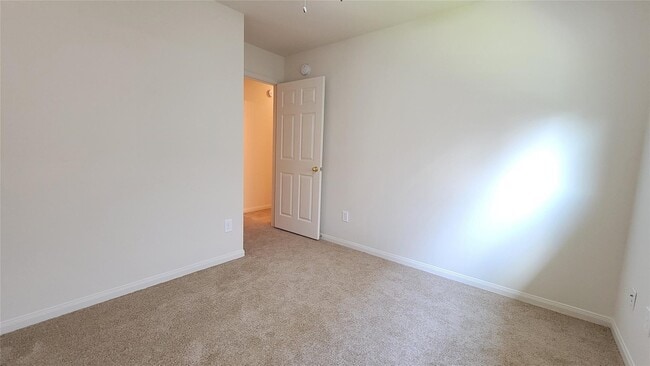 Building Photo - 4822 Bonny Loch Ln
