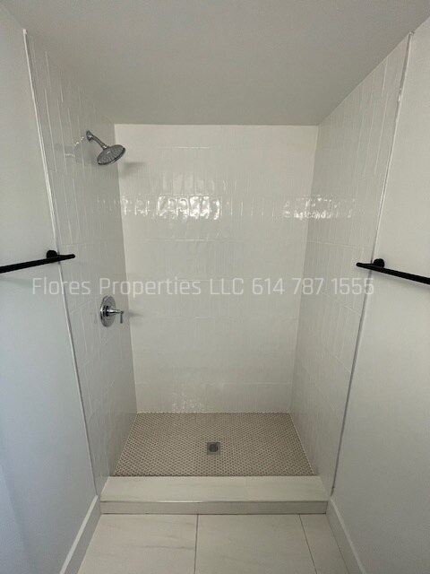 Building Photo - 4483 Wingfield St