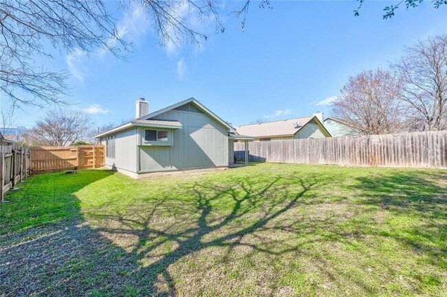 Building Photo - 12329 Tomanet Trail