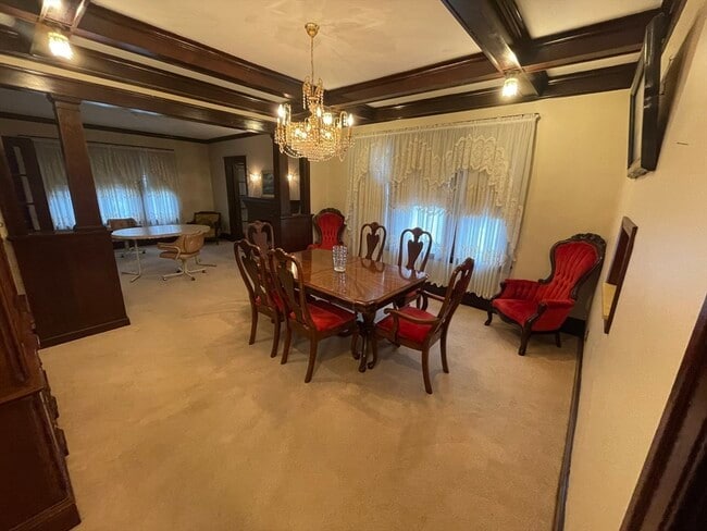 Building Photo - 51 Richmond Ave