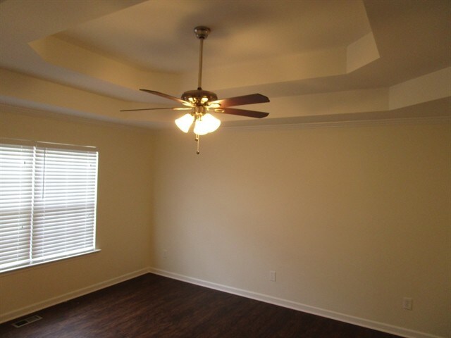 Building Photo - 1180 Cumberland Creek Way